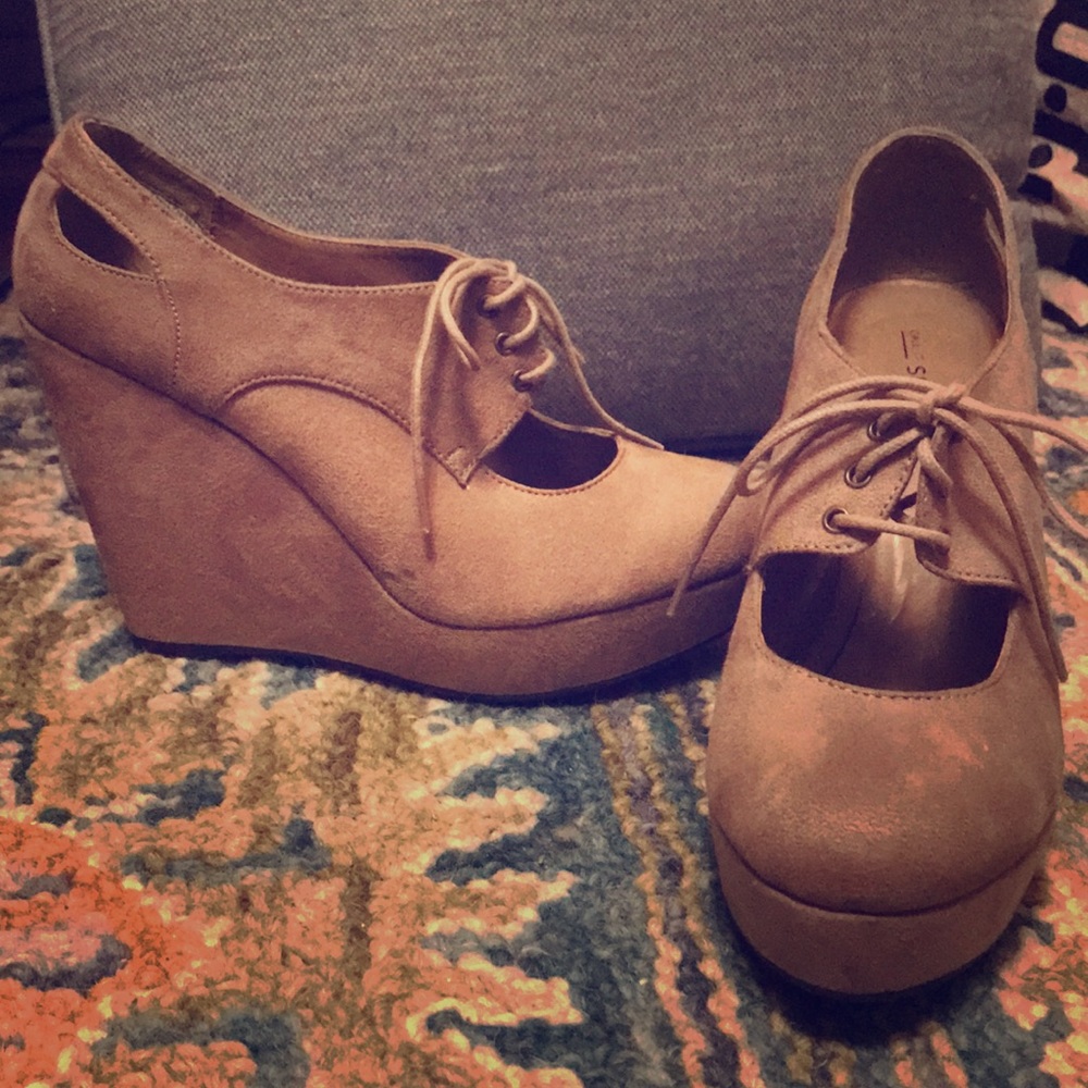 New Yummy Suede Platform